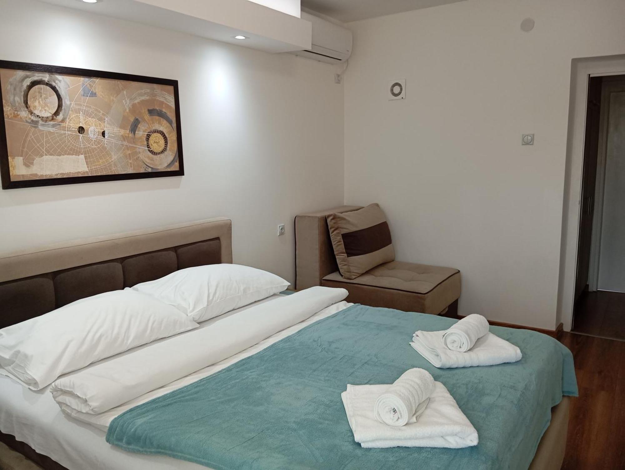 Apartman Leon Lux Leskovac  Buitenkant foto
